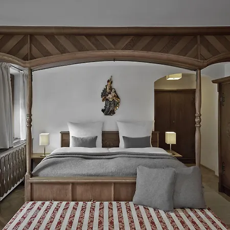 Goldener Greif Hotel