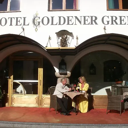 Goldener Greif Hotel 4*