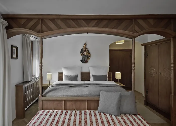 Goldener Greif Hotel