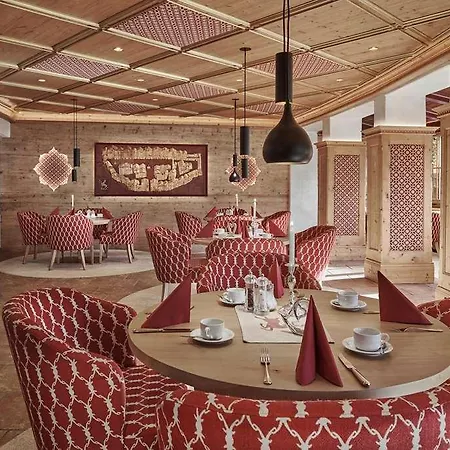 Goldener Greif Hotel