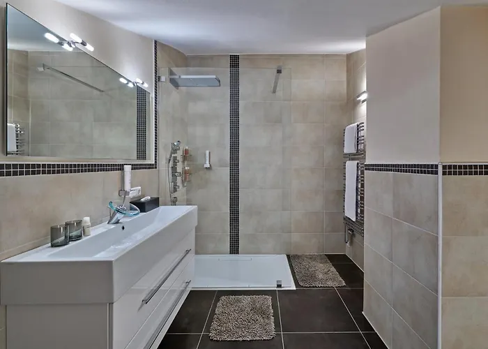 金谷瑞富酒店 4*